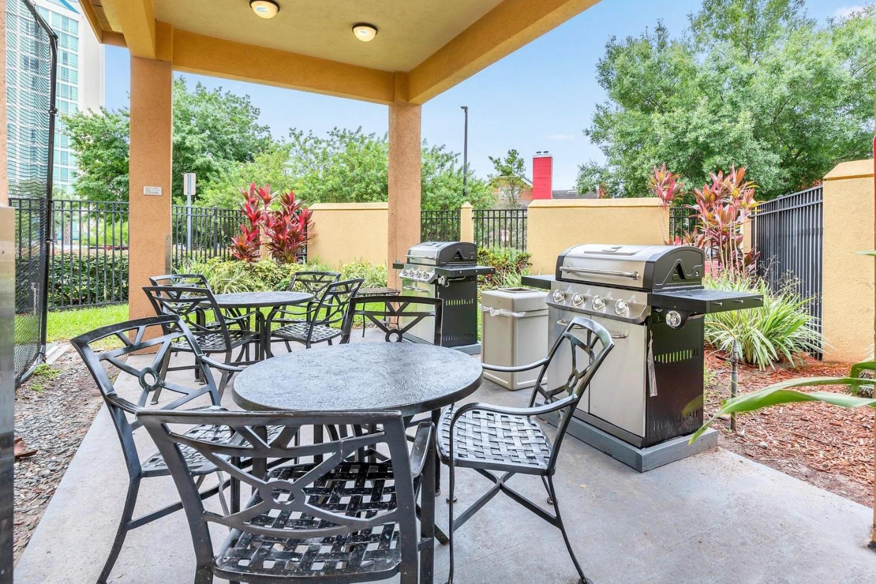 1Br 2 Queens Apt-Hotel With Pool, Hot Tub & Arcade, Near Disney & Universal! Orlando Luaran gambar